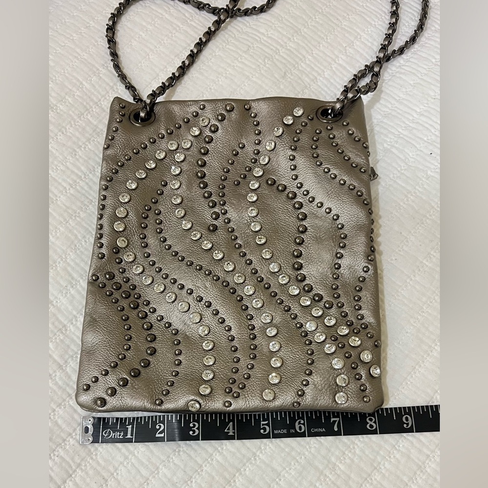 Vintage Yaumi K vegan leather crossbody handbag with crystals - Picture 3 of 14
